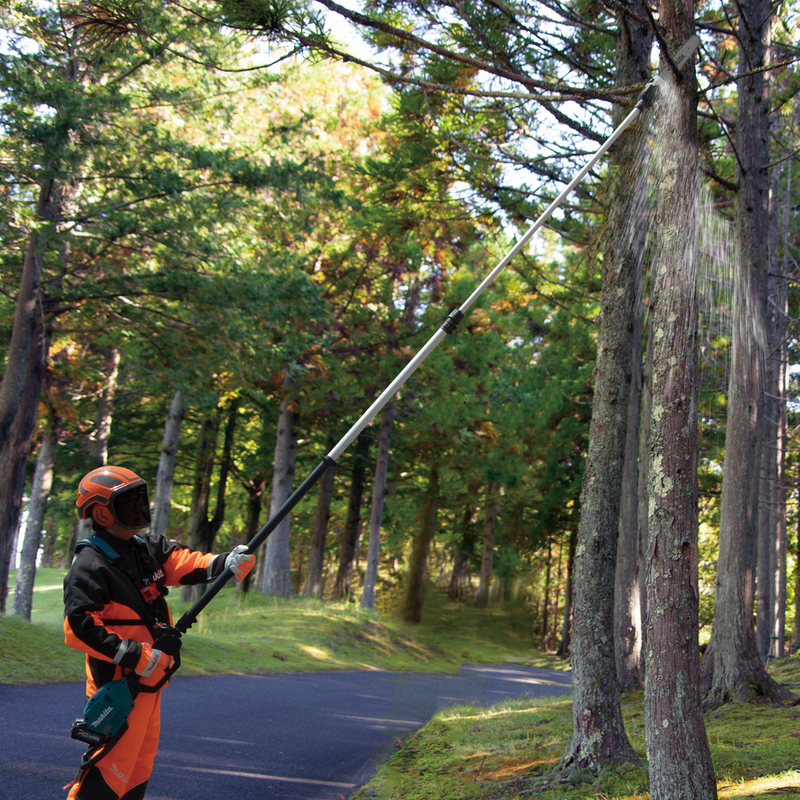 MAKITA PODADORA DE ALTURA TELESCÓPICA A BATERIA - UA004GZ