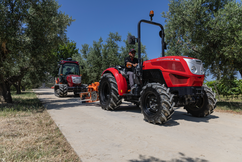 Trator McCormick X3.080F PLAT