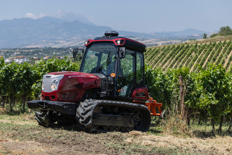 Trator de Rastos McCormick X4-120TM CABINADO