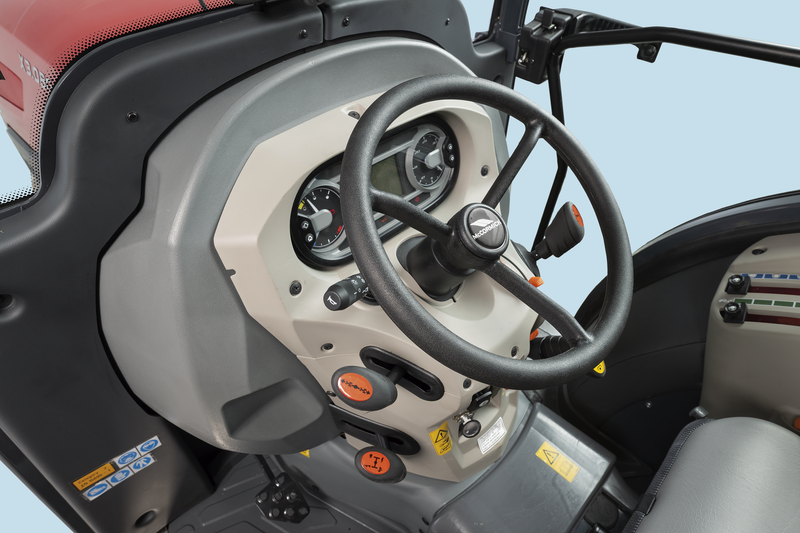 Trator McCormick X3.080F CABINADO LP