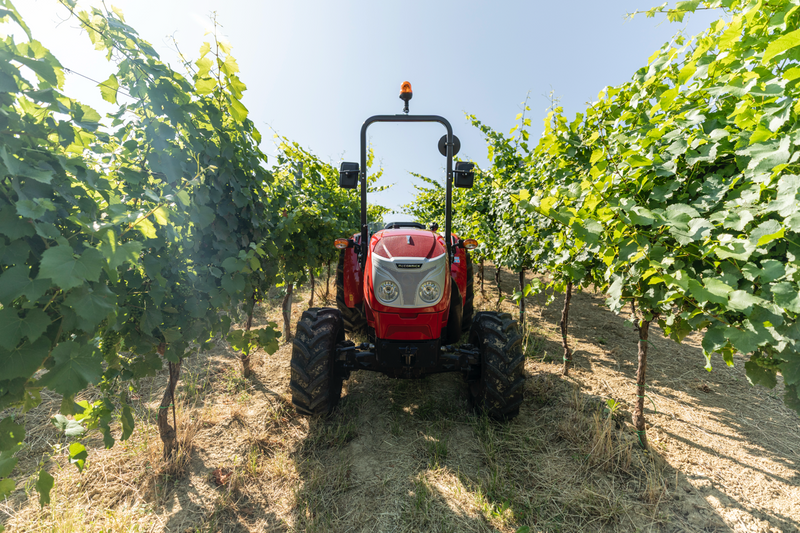 Trator McCormick X3.080F PLAT