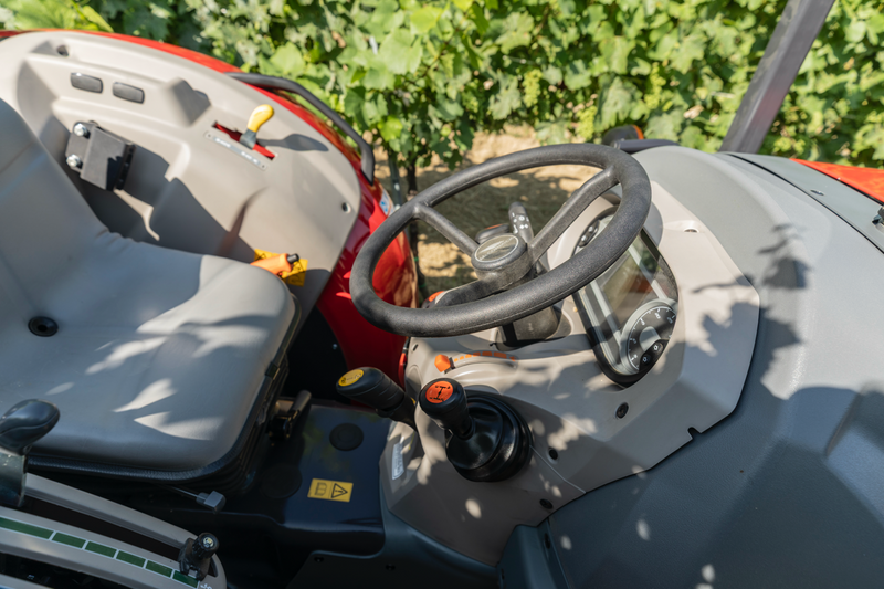 Trator McCormick X3.080F PLAT