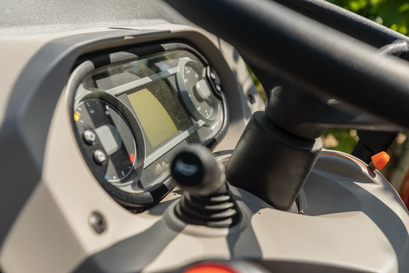 Trator McCormick X3.080F PLAT