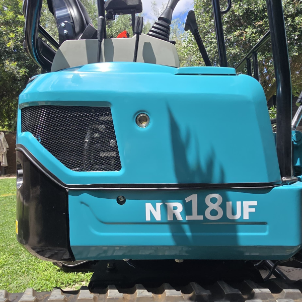 Mini Giratória Neumeier NR18uf