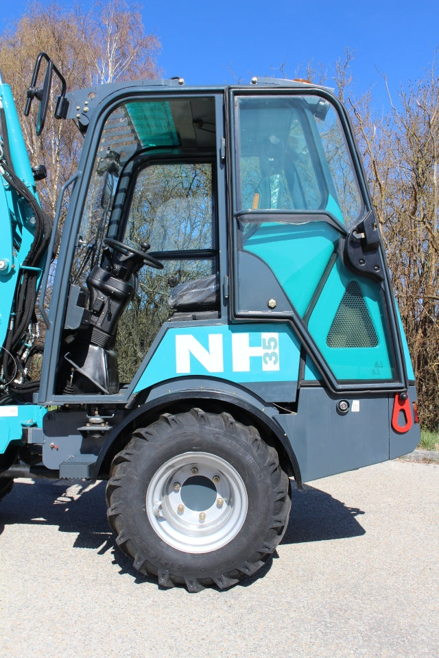 Mini Pá Carregadora NEUMEIER NH 35 Cabinado