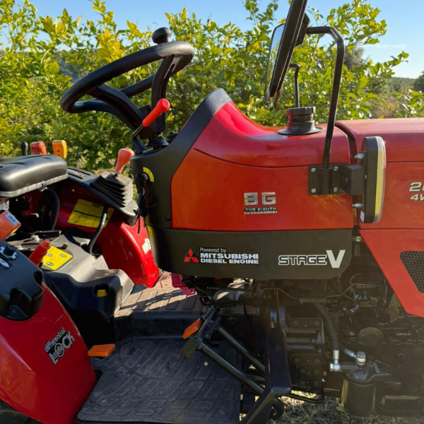 Trator CAPTAIN - 263