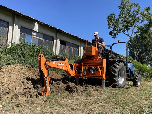 Retroescavadora com deslocamento lateral hidráulico para tratores a partir de 40cv - mod. DRS-2000-T