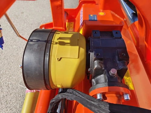 Triturador de martelos deslocável - Para tratores de 50-100 cv - Série pesada